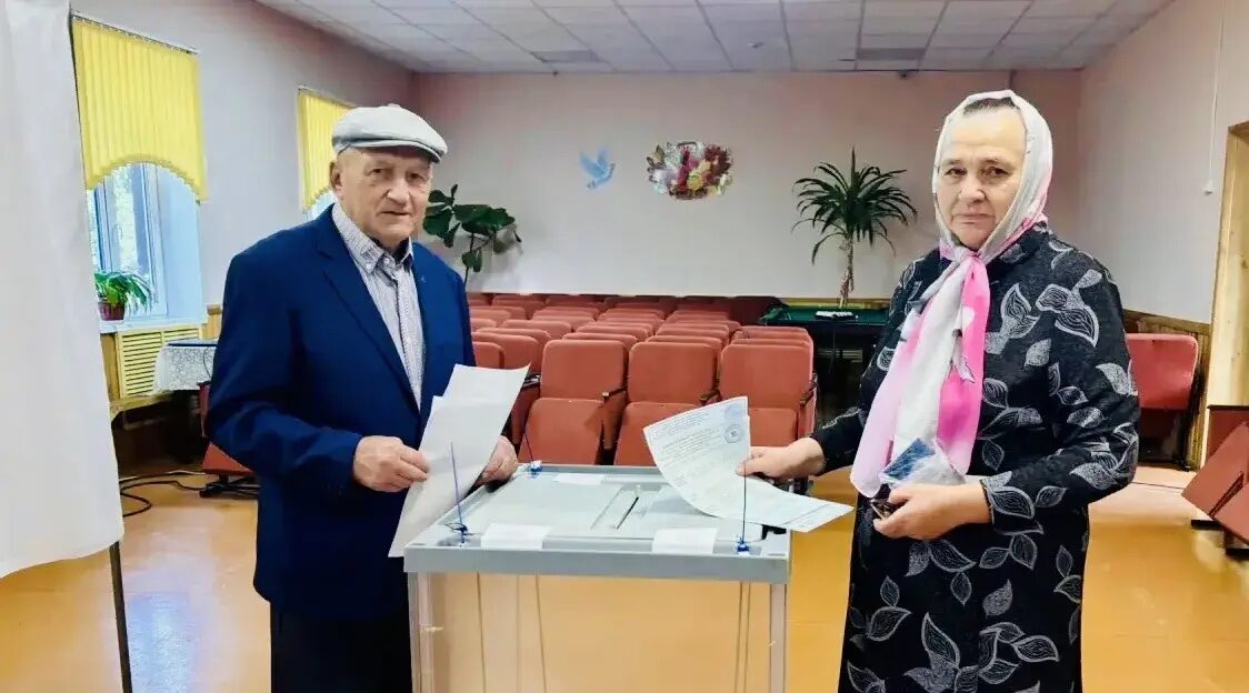 В Суражском районе продолжается третий день голосования в Брянской области