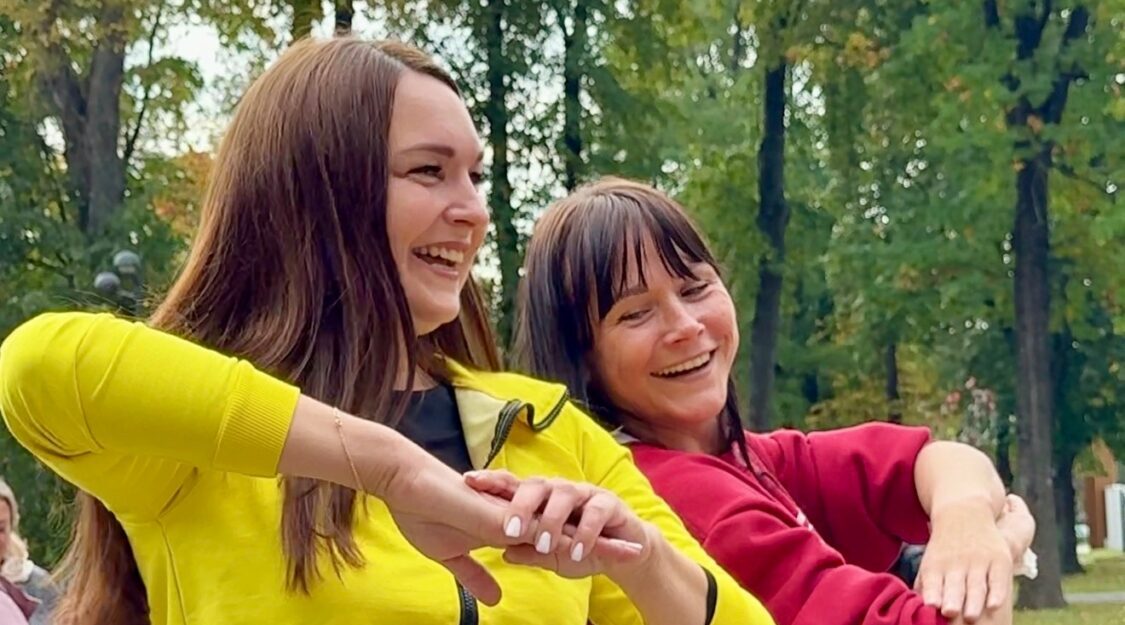 В Брянске прошел «Час здоровья» и стартовала акция «10 000 шагов к жизни»