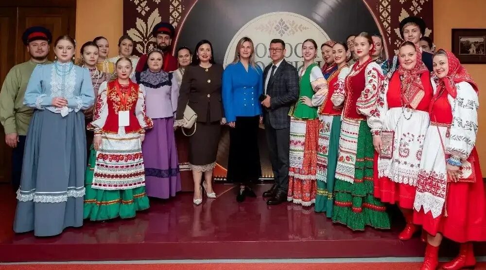 Брянский фольклорный ансамбль «Макоша» стал лауреатом Всероссийского конкурса «Голоса России»