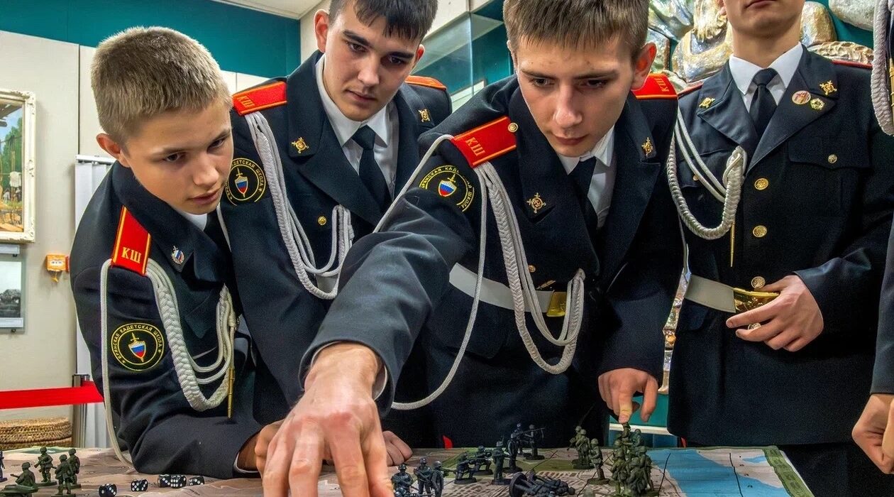 Всероссийская акция «День в музее для российских кадет» прошла ярко и содержательно