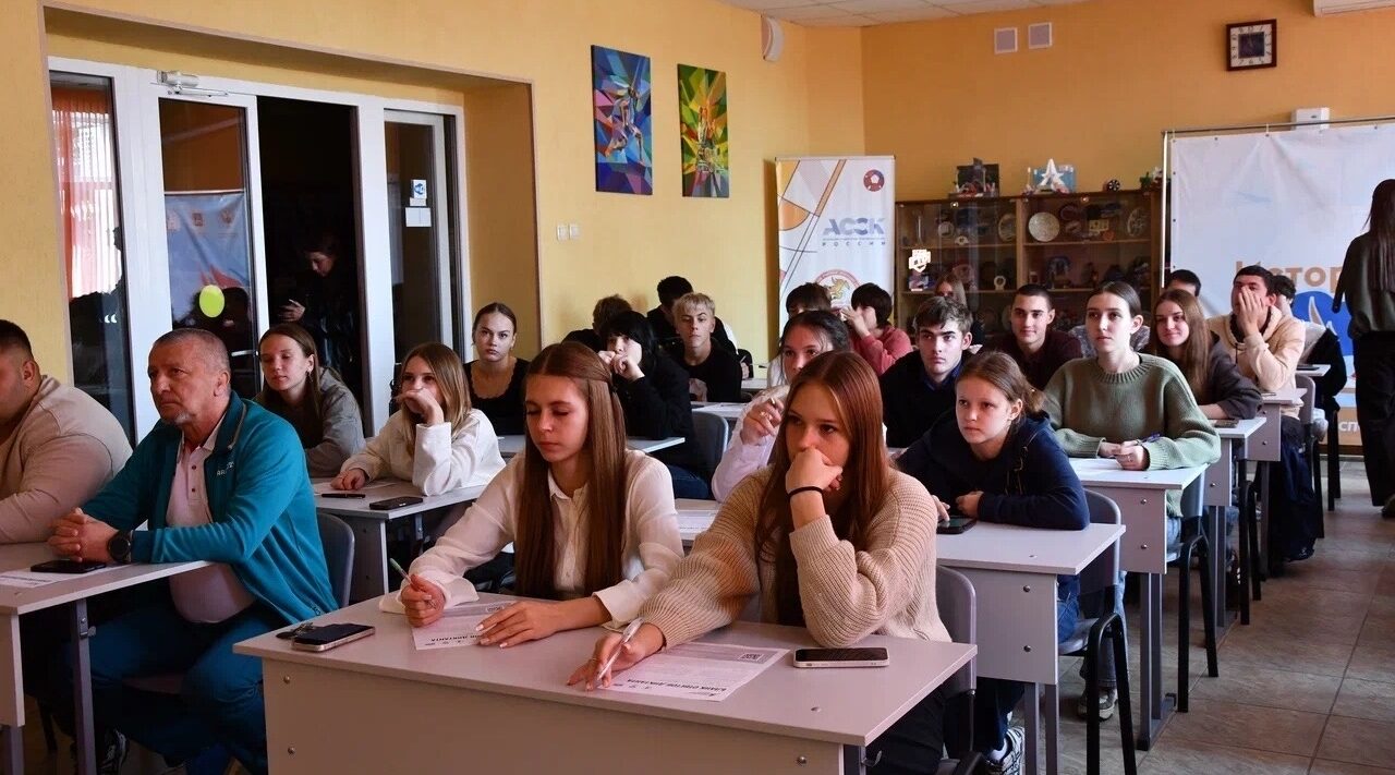В Брянском государственном училище олимпийского резерва прошел «Спортивный диктант»